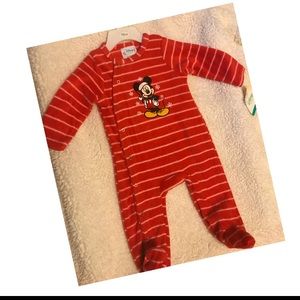 NWT Disney Mickey Mouse Christmas